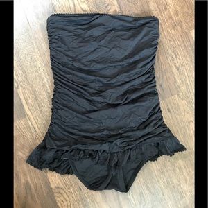 JUICY COUTURE Ruffled black swim suit